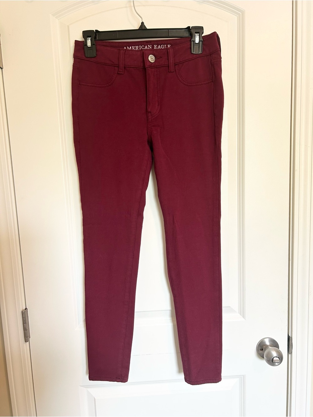 American Eagle Outfitters Burgundy super stretch knit jegging Skinny Pants